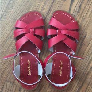NEW! Saltwater Sandals-Red Women 10/ Saltwater 8